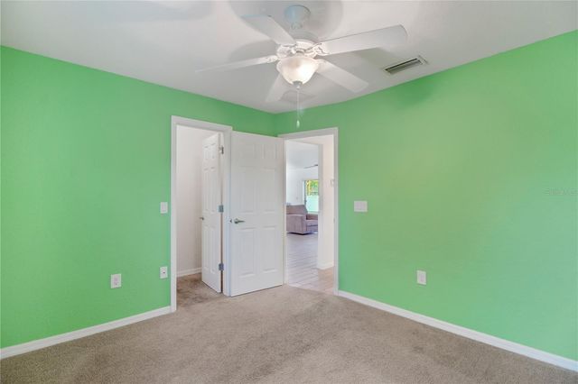 314 STONE CASTLE LOOP, Lady Lake, FL 32159