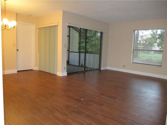3721 Cocoplum Circle, Coconut Creek, FL 33063