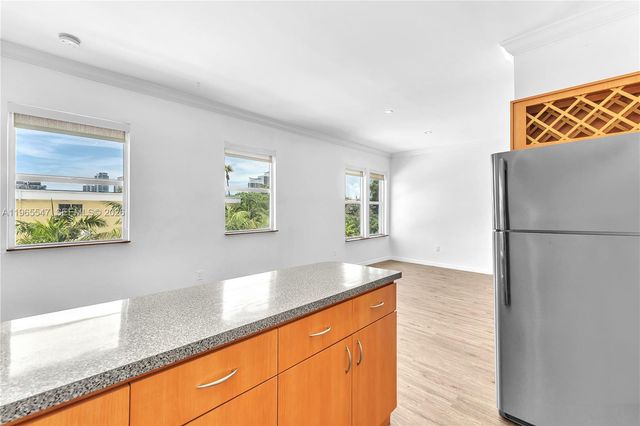 737 Jefferson Ave 305, Miami Beach, FL 33139