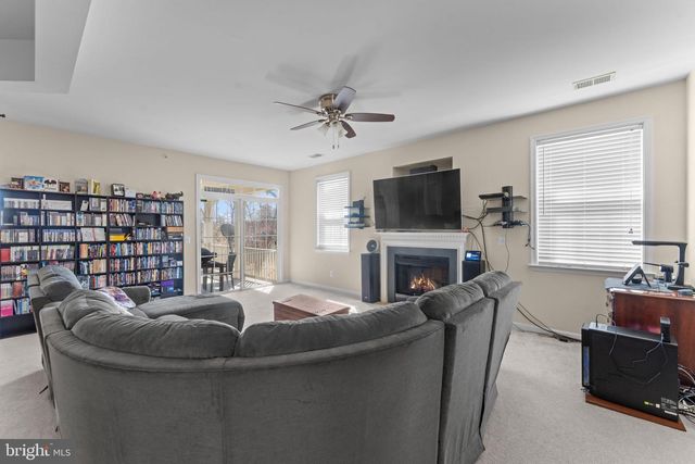 13879 GULLANE DR, Woodbridge, VA 22191