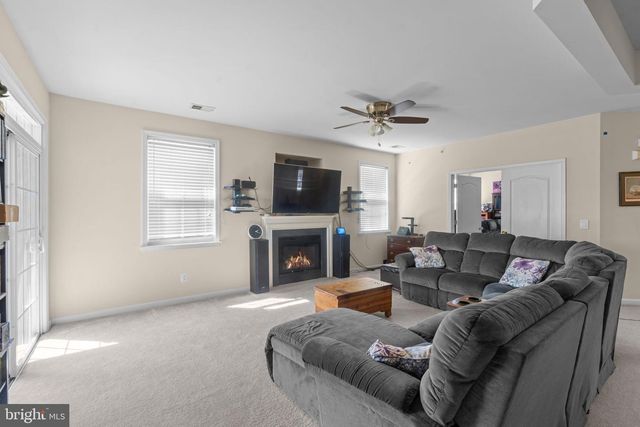 13879 GULLANE DR, Woodbridge, VA 22191