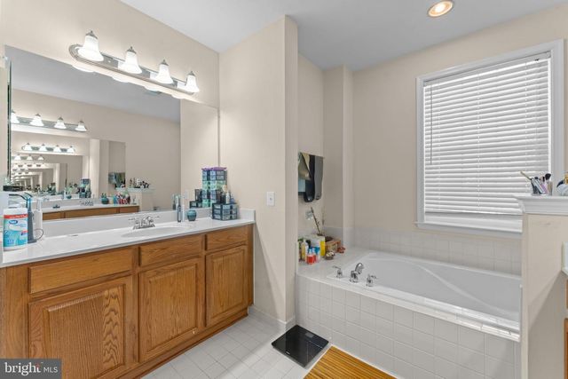 13879 GULLANE DR, Woodbridge, VA 22191