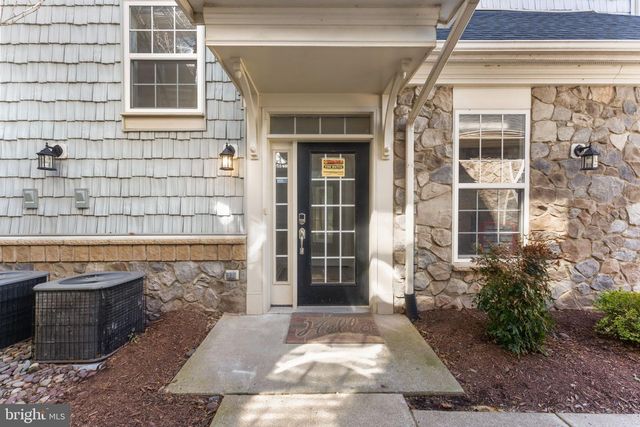 13879 GULLANE DR, Woodbridge, VA 22191