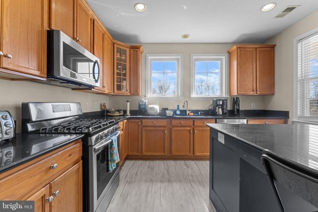 13879 GULLANE DR, Woodbridge, VA 22191