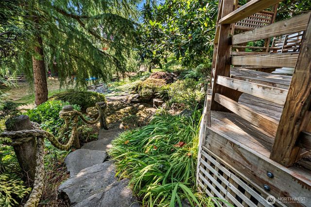 7317 Stanich Avenue, Gig Harbor, WA 98335