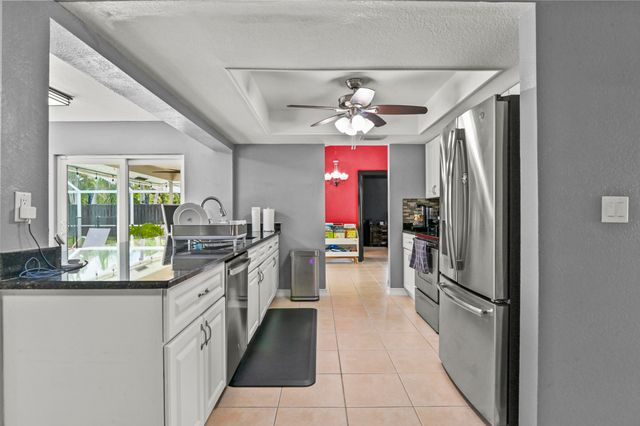 11249 Pine Valley Drive, Wellington, FL 33414