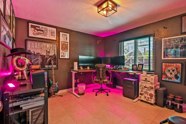 11249 Pine Valley Drive, Wellington, FL 33414