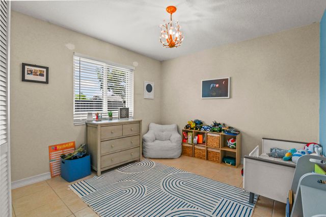 11249 Pine Valley Drive, Wellington, FL 33414