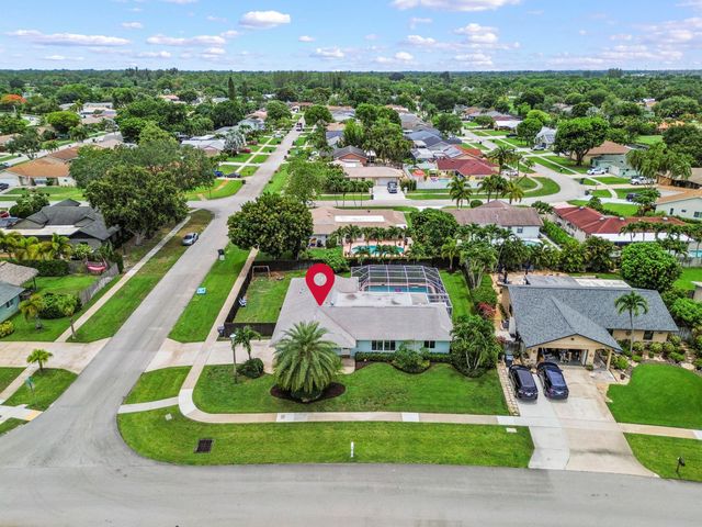 11249 Pine Valley Drive, Wellington, FL 33414