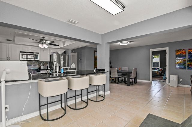 11249 Pine Valley Drive, Wellington, FL 33414
