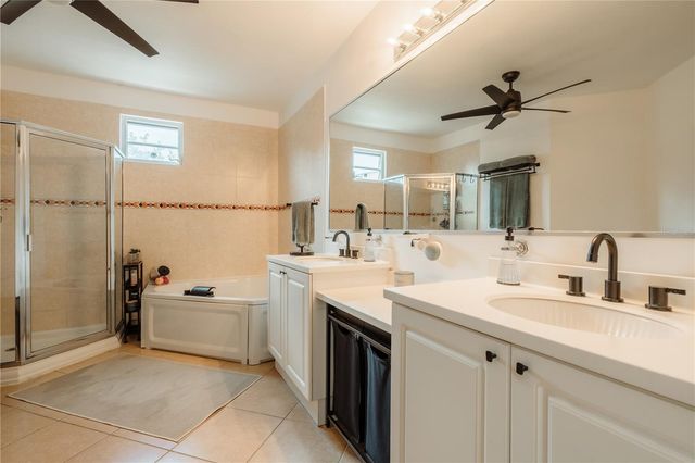 3 B, Dorado, PR 00646