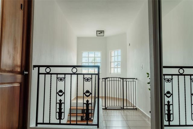 3 B, Dorado, PR 00646