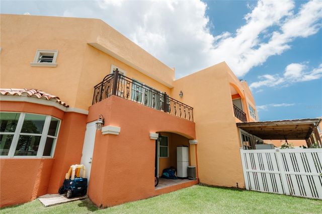 3 B, Dorado, PR 00646