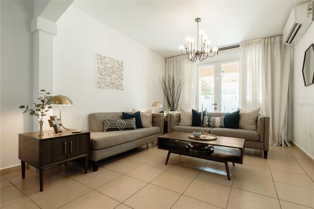 3 B, Dorado, PR 00646