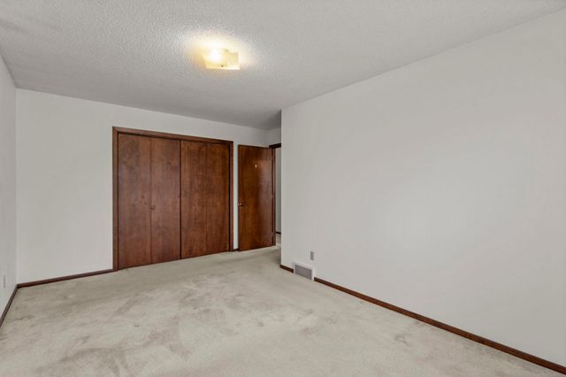 1445 Brittany Road, Hastings, MN 55033