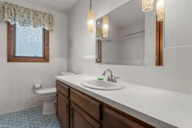 1445 Brittany Road, Hastings, MN 55033