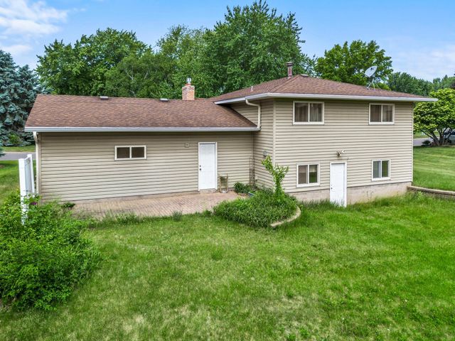 1445 Brittany Road, Hastings, MN 55033