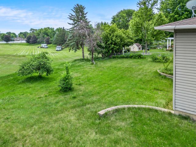 1445 Brittany Road, Hastings, MN 55033
