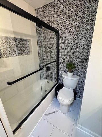 547 Windsor Drive, Forest Park, GA 30297