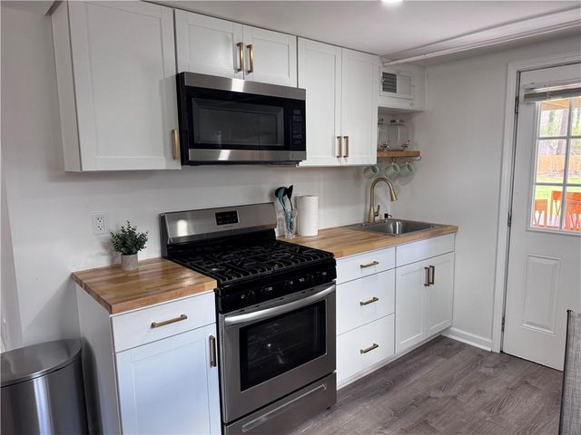 547 Windsor Drive, Forest Park, GA 30297