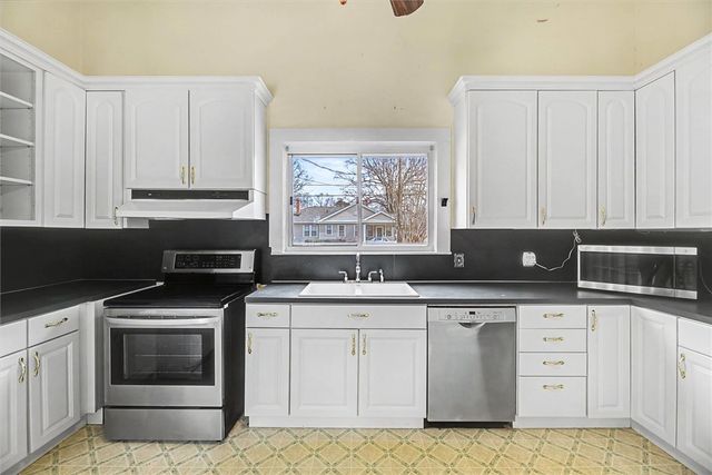 302 W Hampton Avenue, Honea Path, SC 29654