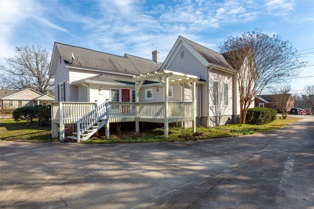 302 W Hampton Avenue, Honea Path, SC 29654