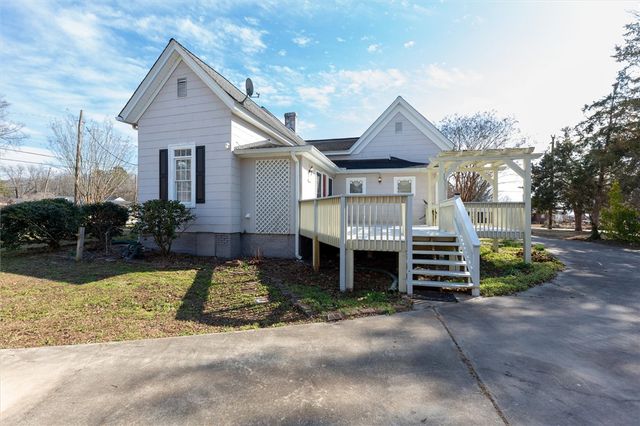 302 W Hampton Avenue, Honea Path, SC 29654