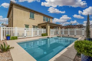 1527 W WINDHAVEN Avenue, Gilbert, AZ 85233