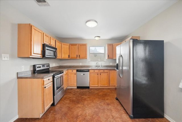 809 Rambling Court, Granbury, TX 76049
