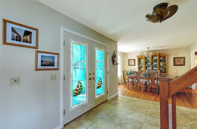 129 Seaside Drive, Jamestown, RI 02835