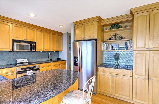 129 Seaside Drive, Jamestown, RI 02835