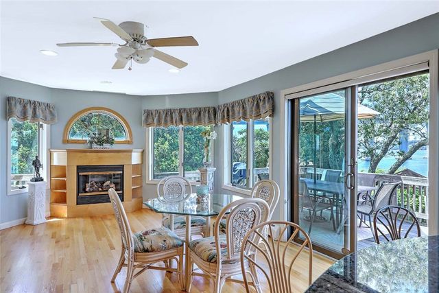 129 Seaside Drive, Jamestown, RI 02835