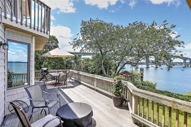 129 Seaside Drive, Jamestown, RI 02835