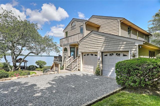 129 Seaside Drive, Jamestown, RI 02835