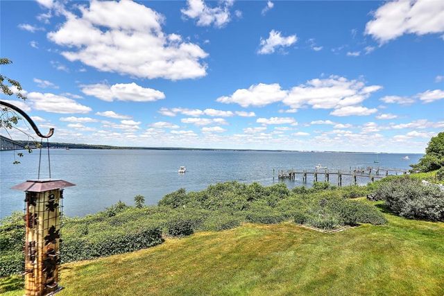 129 Seaside Drive, Jamestown, RI 02835