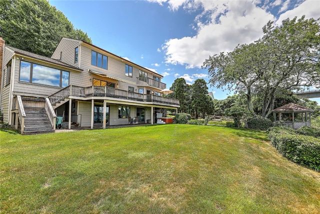 129 Seaside Drive, Jamestown, RI 02835