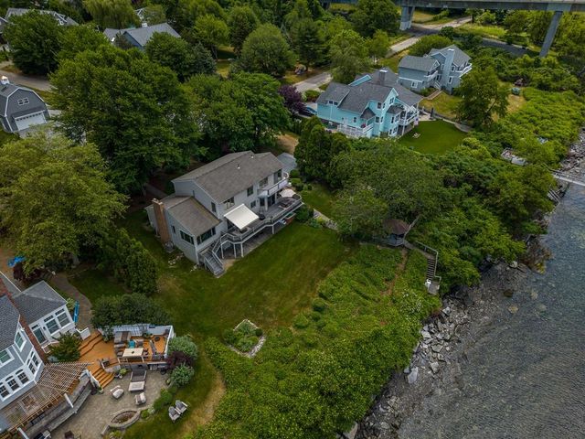 129 Seaside Drive, Jamestown, RI 02835