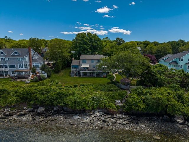 129 Seaside Drive, Jamestown, RI 02835