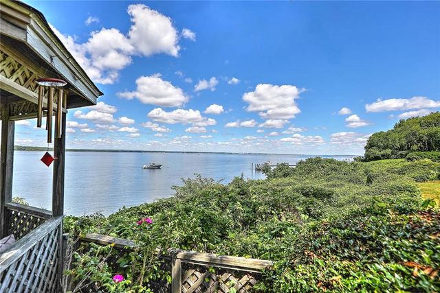 129 Seaside Drive, Jamestown, RI 02835