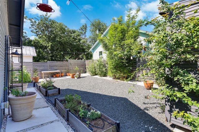 2012 Poquito ST, Austin, TX 78722