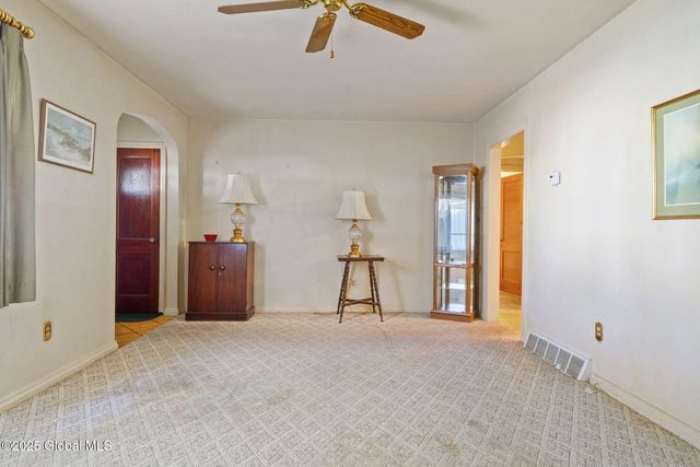 218 Fifteenth Street, Schenectady, NY 12306