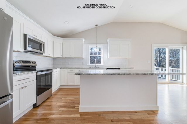 107 Pasture Hill Road, Plymouth, MA 02360