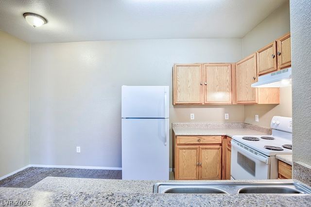 2161 Hussium Hills Street 203, Las Vegas, NV 89108