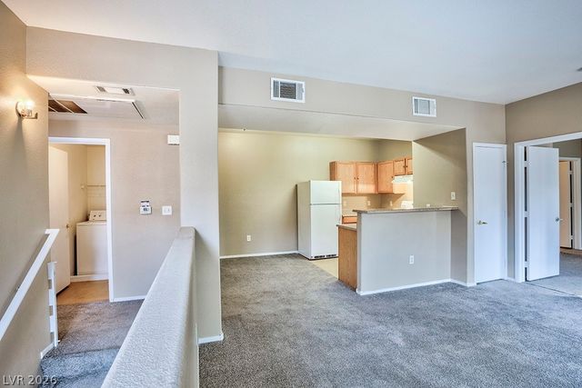 2161 Hussium Hills Street 203, Las Vegas, NV 89108