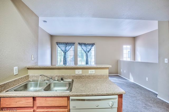 2161 Hussium Hills Street 203, Las Vegas, NV 89108