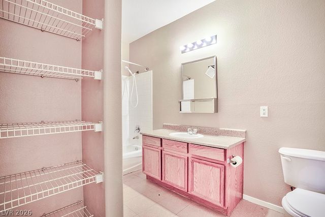 2161 Hussium Hills Street 203, Las Vegas, NV 89108