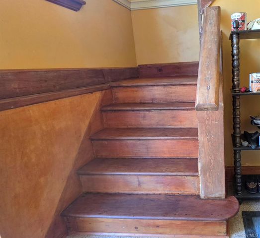 31 Cottage Street, Monticello, NY 12701