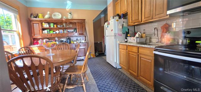 31 Cottage Street, Monticello, NY 12701