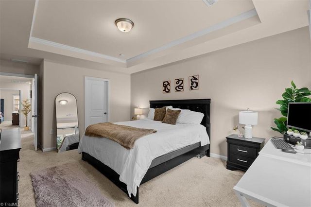 903 Falls Grove Trail, High Point, NC 27265