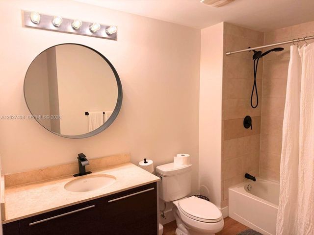 1900 N Bayshore Dr 1417, Miami, FL 33132
